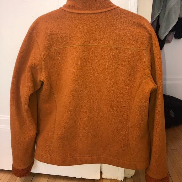 Patagonia reversible zip-up! - Picture 6 of 6